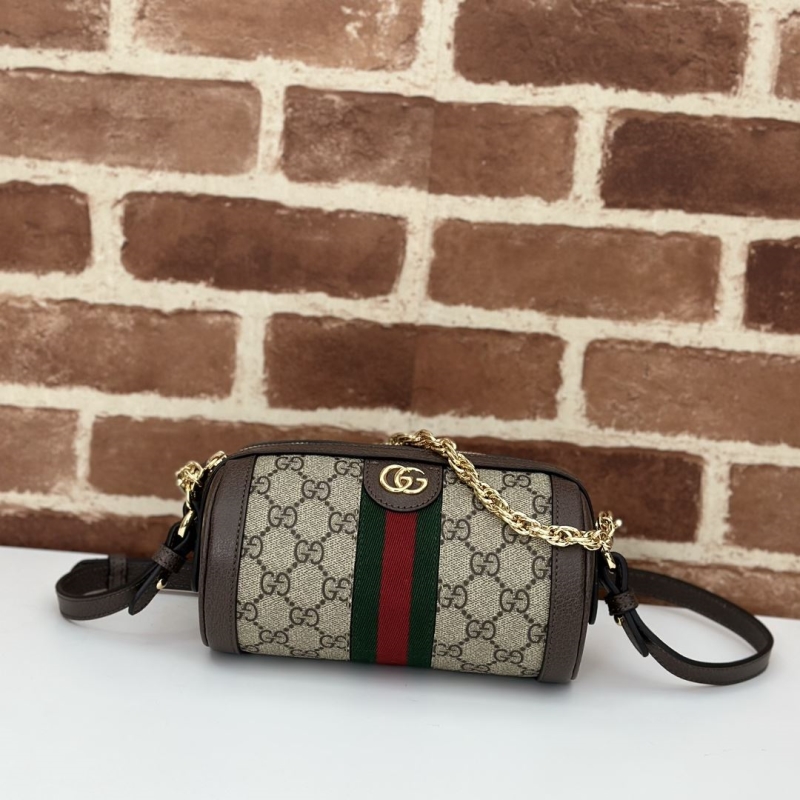 G*u*i round bags